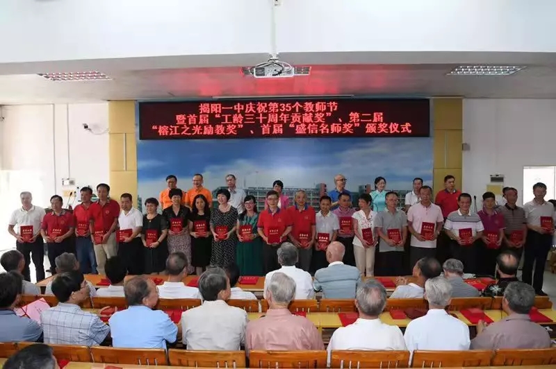 1568196733297177.jpg 640.webp (6).jpg